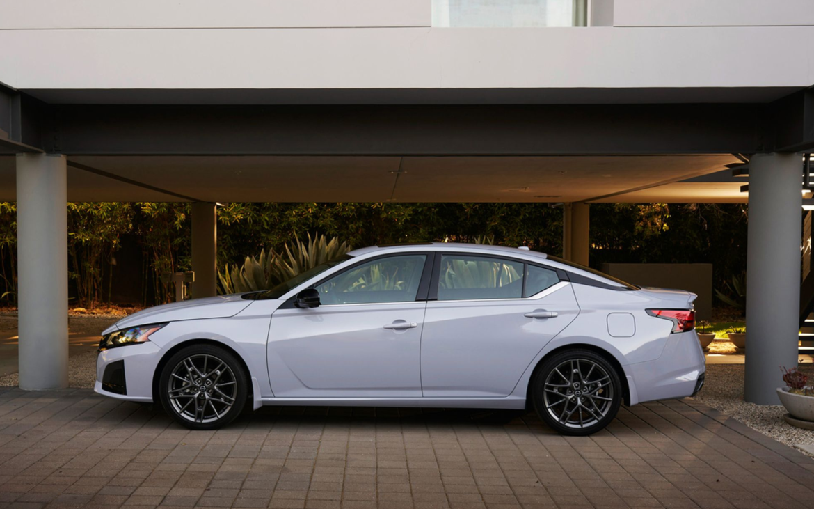 Eco-Friendly Car Rentals: Sustainable Choices for Your Next Trip