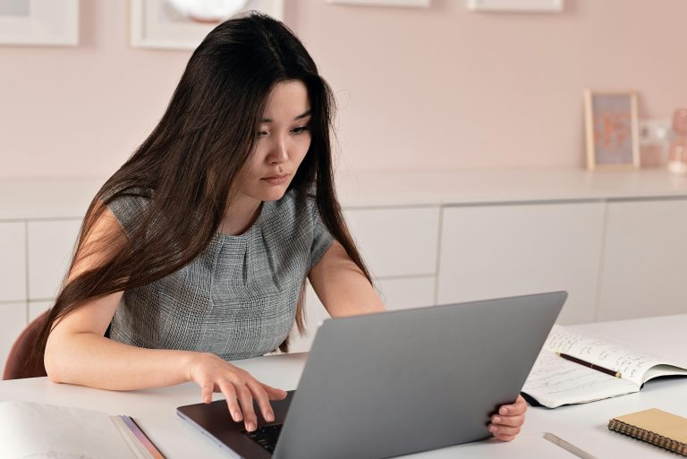 Affordable Quality: Standard Laptops at Xcite That Deliver